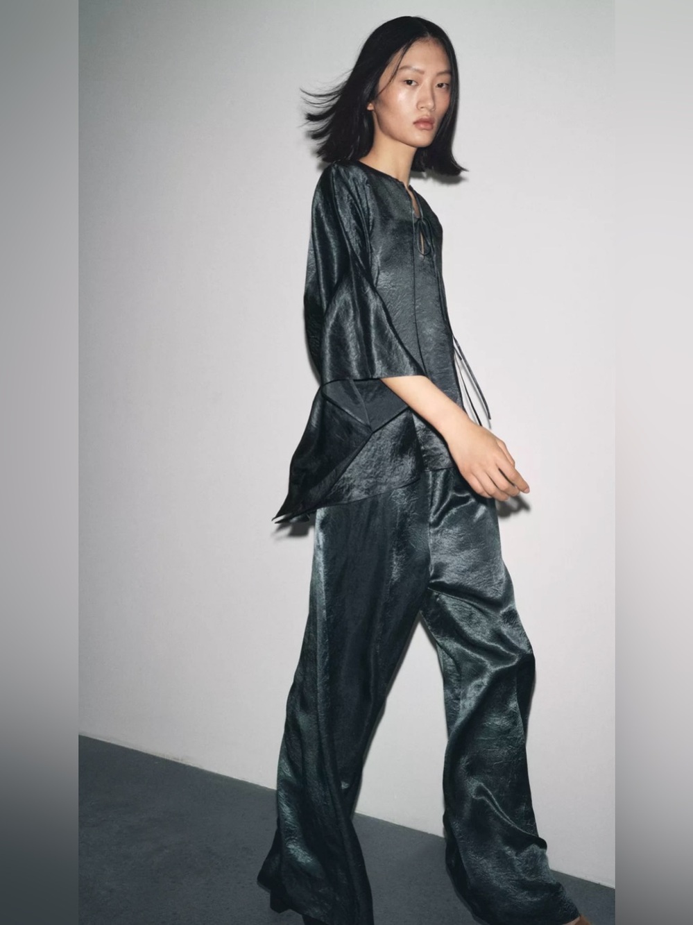 Satin-Look Wide Leg pants and cape top in Deep Teal